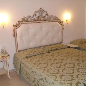 Πανσιόν Residenza Due Torri Check In Presso Vicolo Cattani 7, Μπολόνια